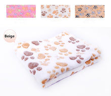 Charger l&#39;image dans la galerie, 3 Colors  40x60cm 75x50cm  Cute Floral Pet Sleep Warm Paw Print towl Dog Cat Puppy Fleece Soft Dog Blanket Pet Dog Beds Mat